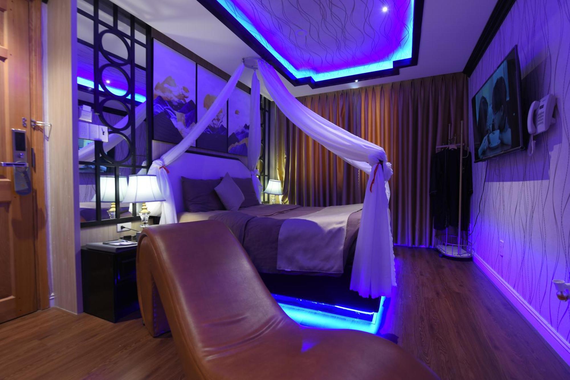 Hotel Chiic House 1 - Khach San Tinh Yeu Đà Nẵng Exterior foto